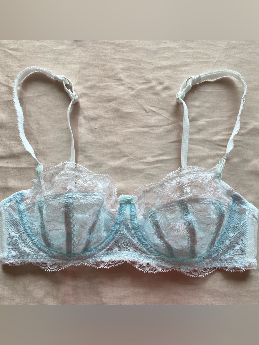 Jezebel Sylvia Unlined Sheer Lace Bra in White/Pale Blue 32B, Cheeky Hipster S - Picture 2 of 7